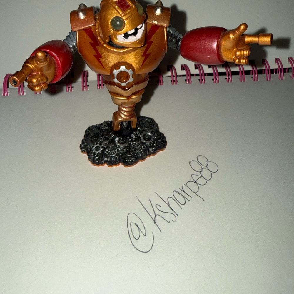 Skylander Giants Bouncer LP Figure